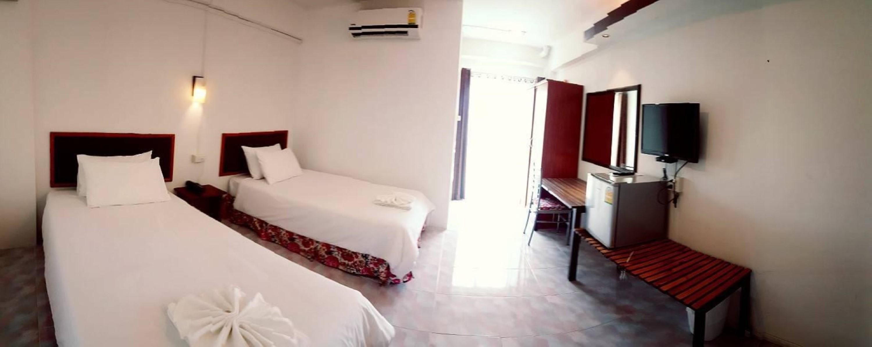Hotel De Ratt Phuket Exterior foto
